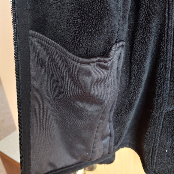 The North Face black jacket - Picture 4 of 7